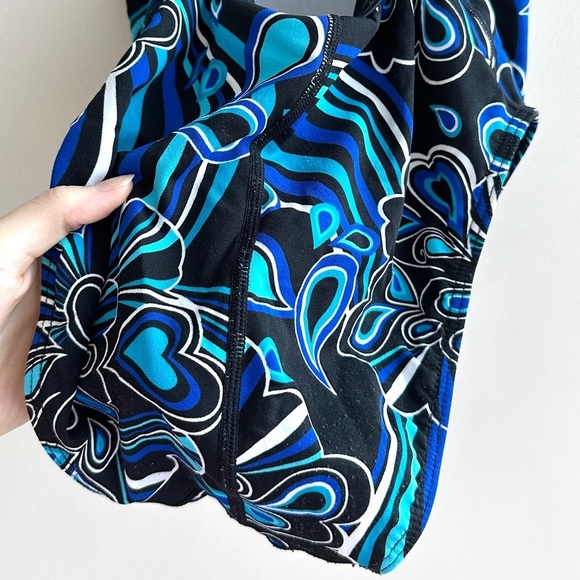 TYR Durafast Floral Blue and Black One Piece Swimsuit, Size 34 S - Picture 12 of 16